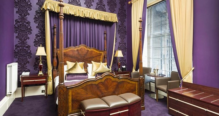 The Ballantrae Hotel Group Victorian style room with full size bed in Edinburgh, Scotland